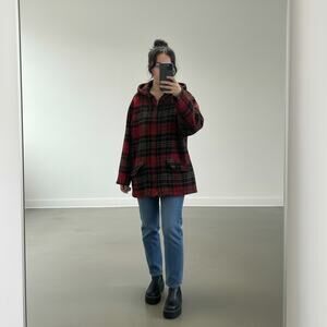 Woolrich Women's Hooded Plaid Zip Jacket Red Black Mid-Length Size S Pockets